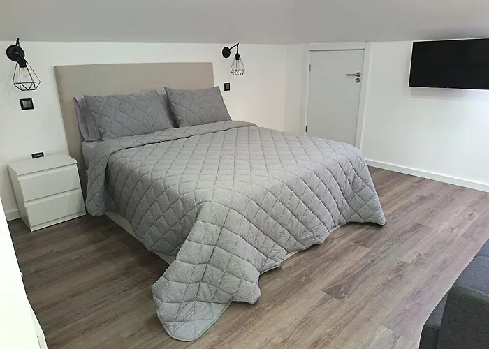 Rose House * 里贝拉布拉瓦